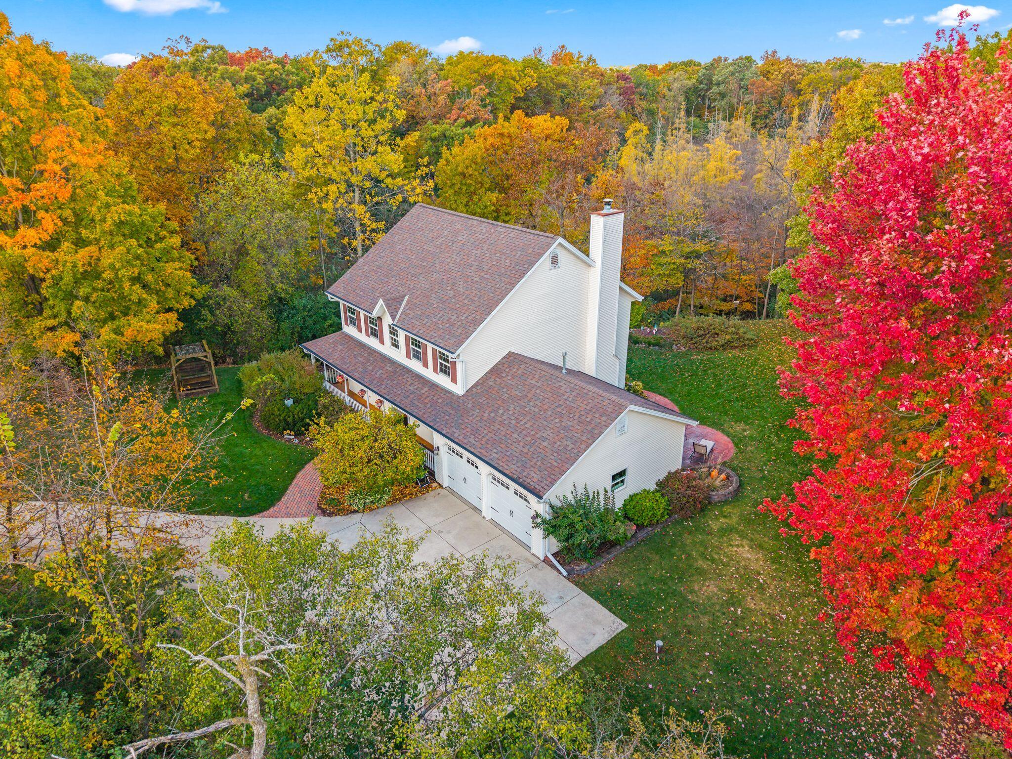 1815 Bark River Drive Delafield, WI 53029 - Photo 55 of 63 1815 Bark River Drive, Hartland - Drone-