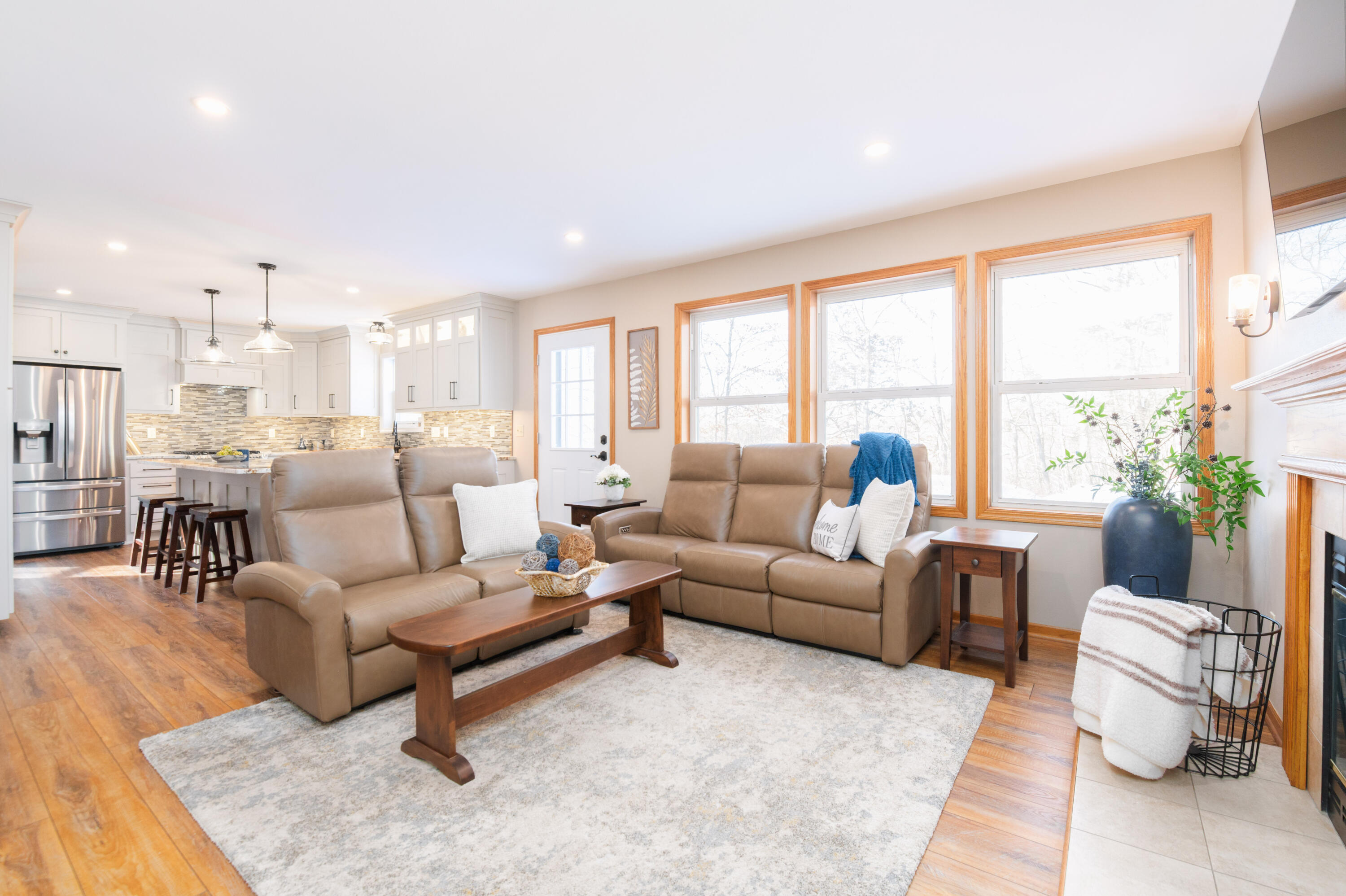 1815 Bark River Drive Delafield, WI 53029 - Photo 6 of 63 Family Room