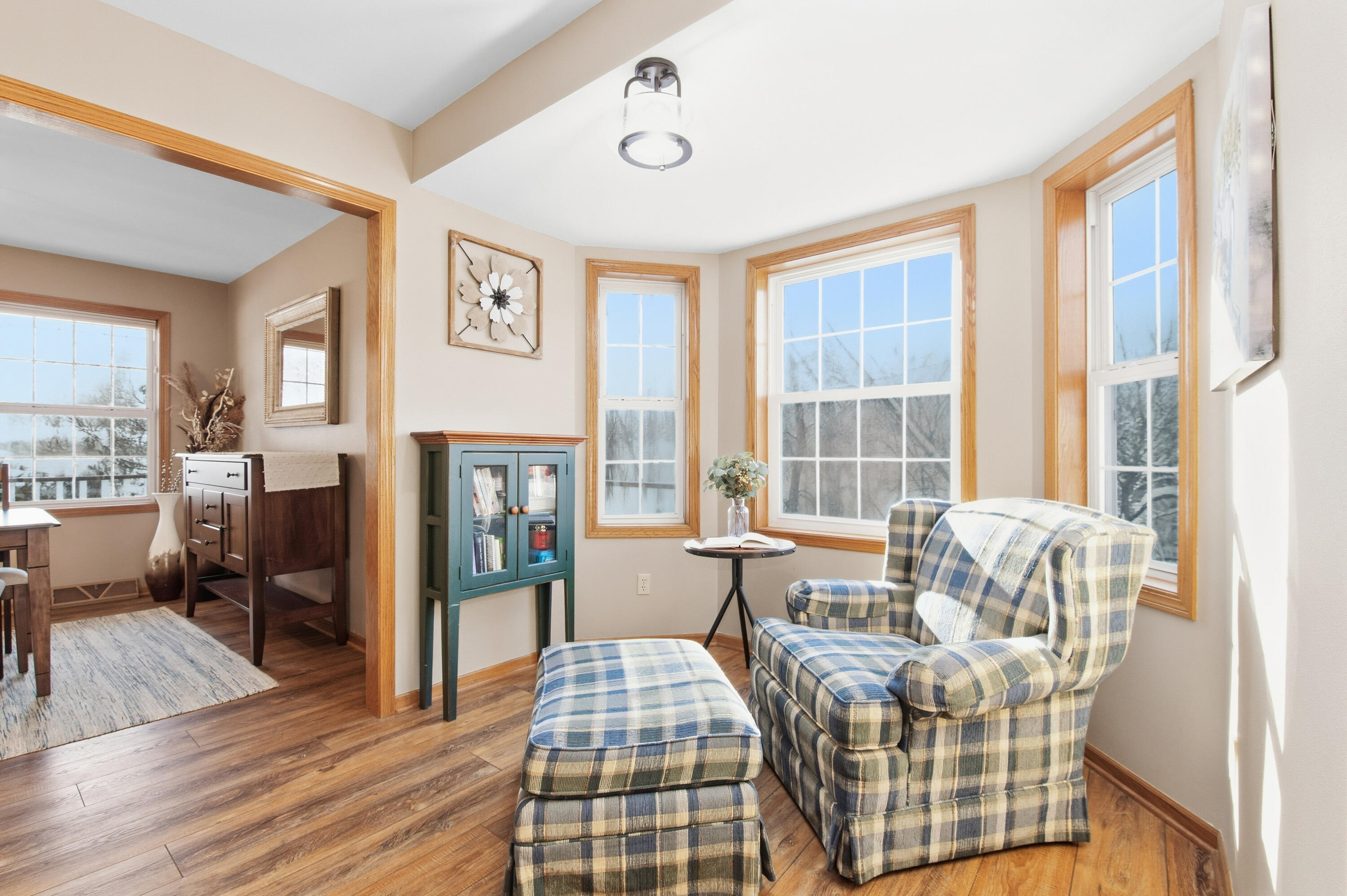 1815 Bark River Drive Delafield, WI 53029 - Photo 8 of 63 Bark River Dr