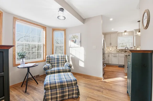 $899,900 | 1815 Bark River Drive, Delafield, WI 53029