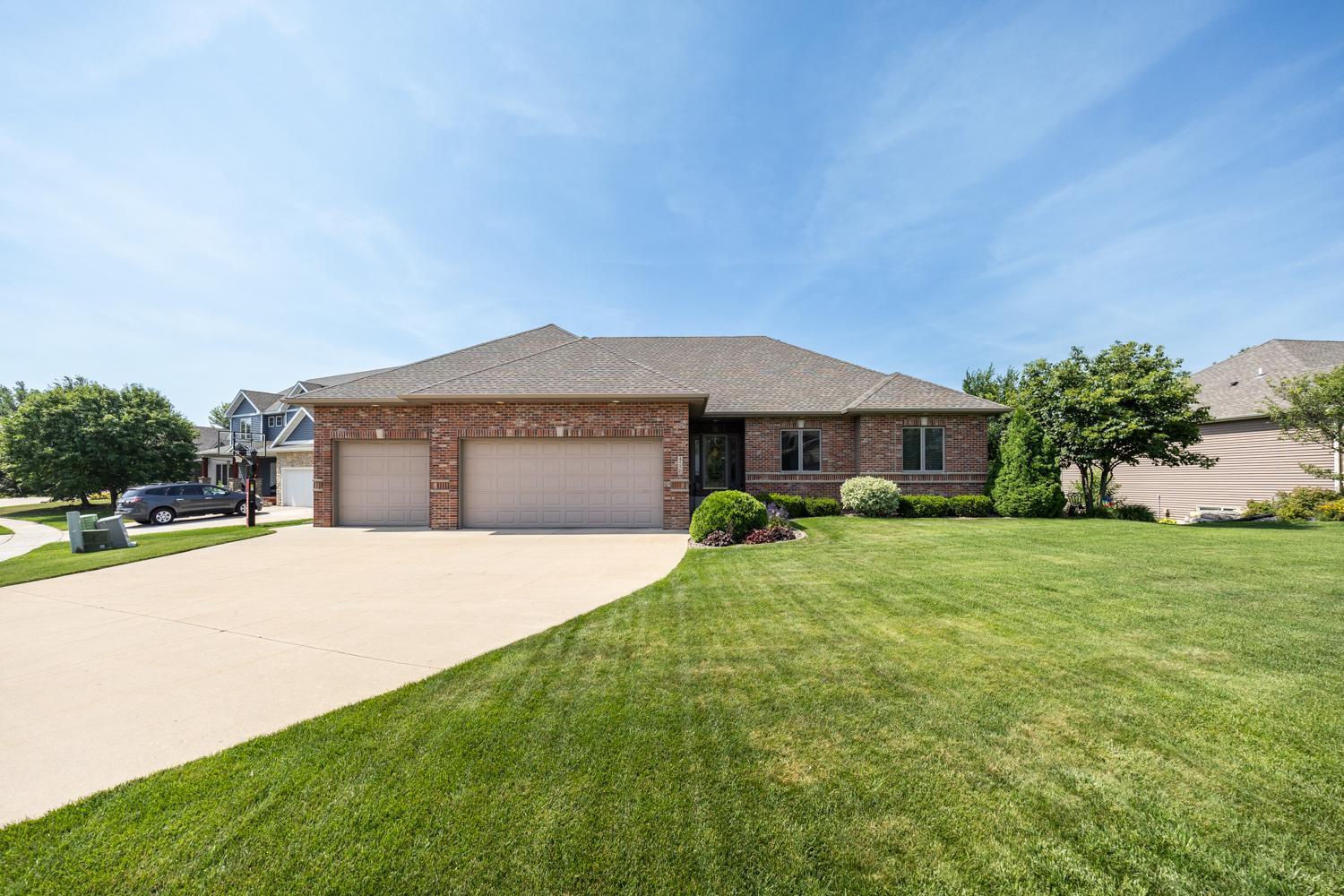 4550 Summit Pointe Place Northwest Rochester, MN 55901 - Photo 1 of 1 Gallery Image 1