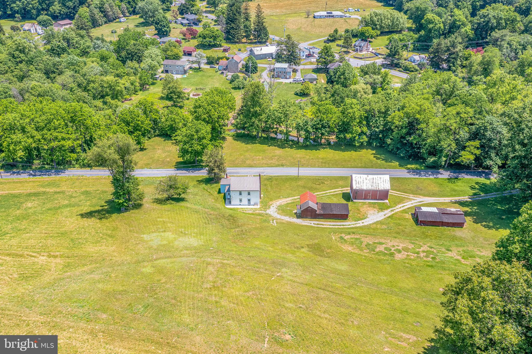 17 Kutz Road Fleetwood, PA 19522 - Photo 5 of 35