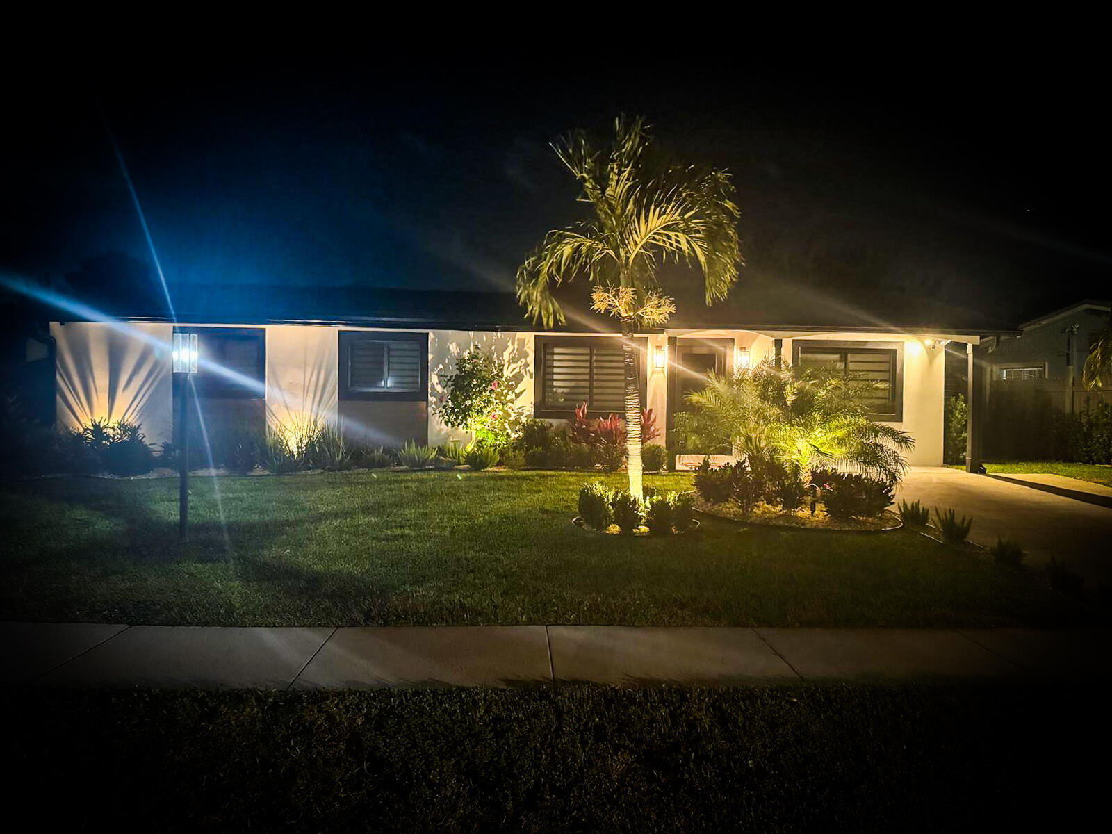 3144 Capri Road Cabana Colony, FL 33410 - Photo 34 of 35 8128d149-0160-4353-b2e3-1bf54cb275a8