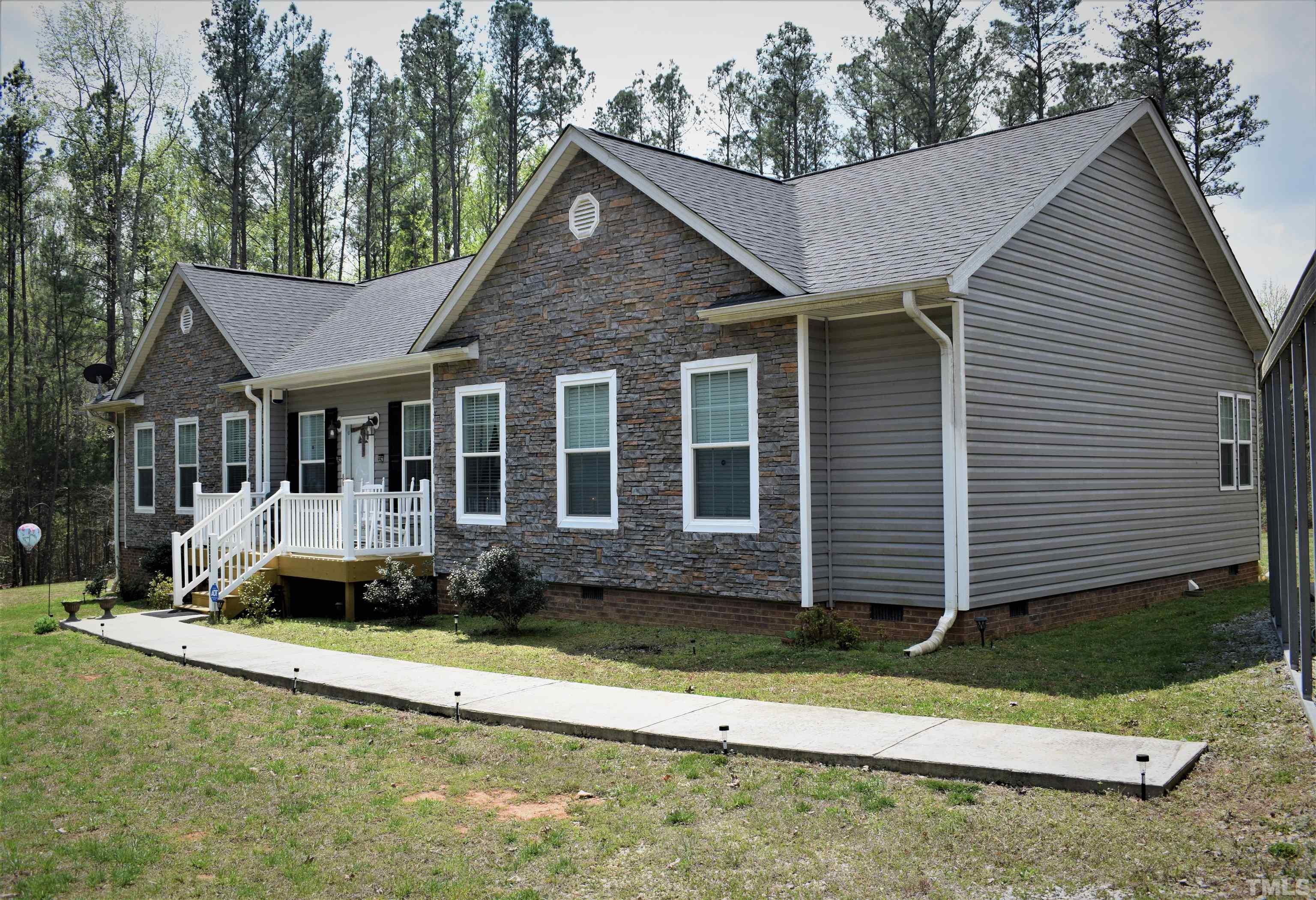 3661 Fairport Road Kittrell, NC 27544 - Photo 4 of 18 Gallery Image 4