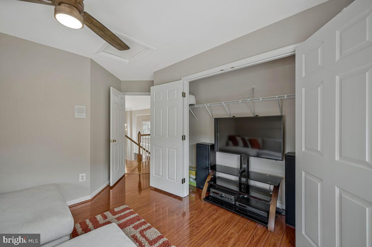 1117 Horizon View Place Accokeek, MD 20607 - Photo 31 of 59 Cozy retreat with modern flair.