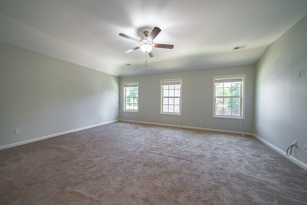 38 Pin Oak Way Hamilton, GA 31811 - Photo 34 of 50 a view of a livingroom with a ceiling fan and window