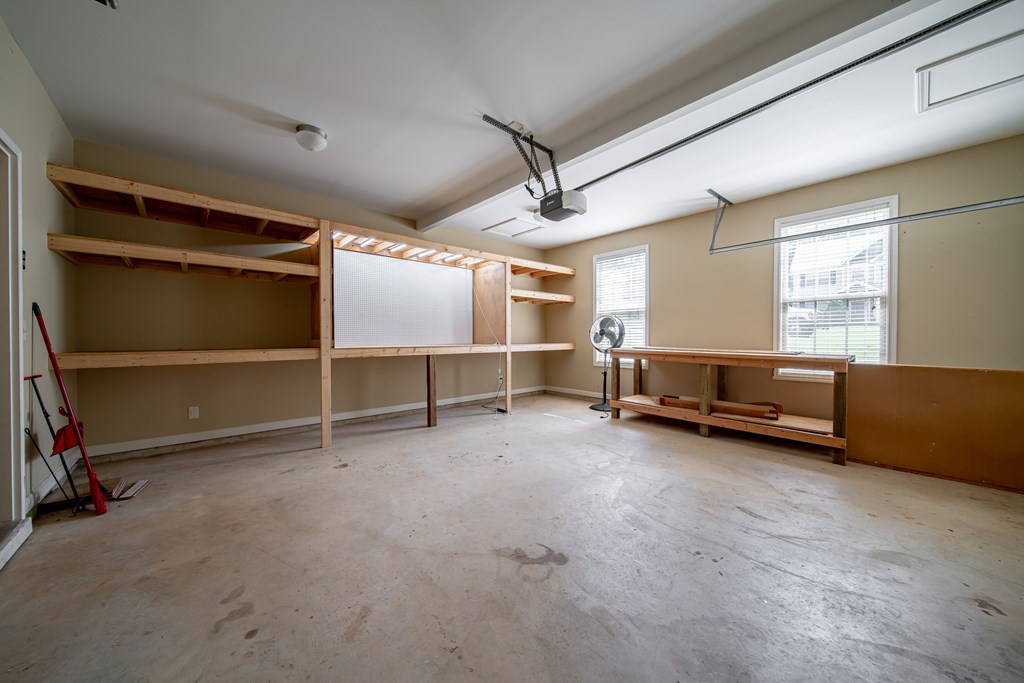 38 Pin Oak Way Hamilton, GA 31811 - Photo 48 of 50 a view of an empty room with a window