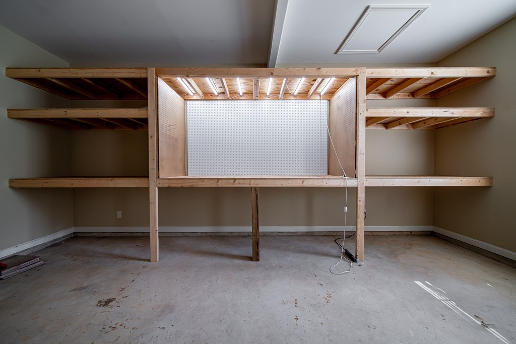 38 Pin Oak Way Hamilton, GA 31811 - Photo 49 of 50 a view of store room