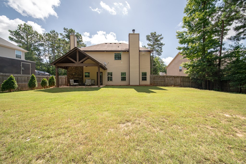 38 Pin Oak Way Hamilton, GA 31811 - Photo 6 of 50 a view of a house with a yard
