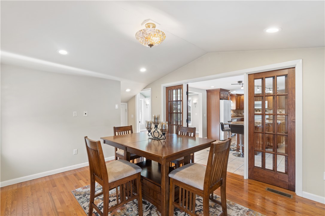 76 Leslie Road Warwick, RI 02888 - Photo 11 of 43