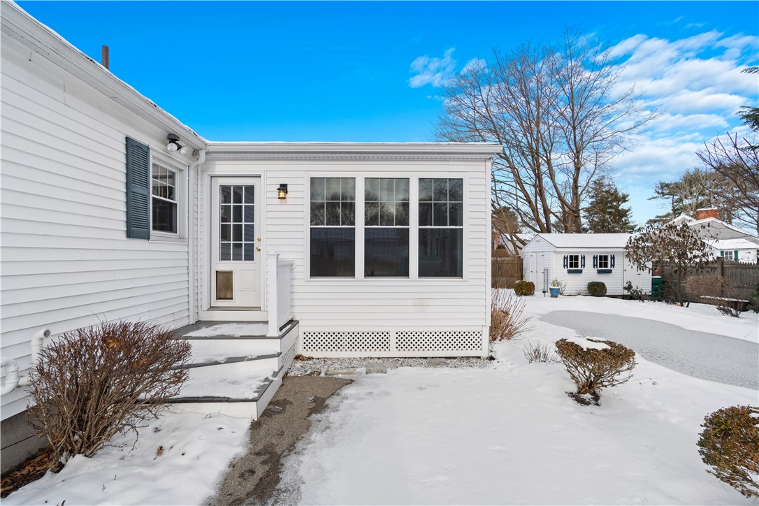 76 Leslie Road Warwick, RI 02888 - Photo 38 of 43