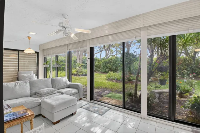 $465,000 | 10559 Ladypalm Lane, Unit A, Boca Raton, FL 33498