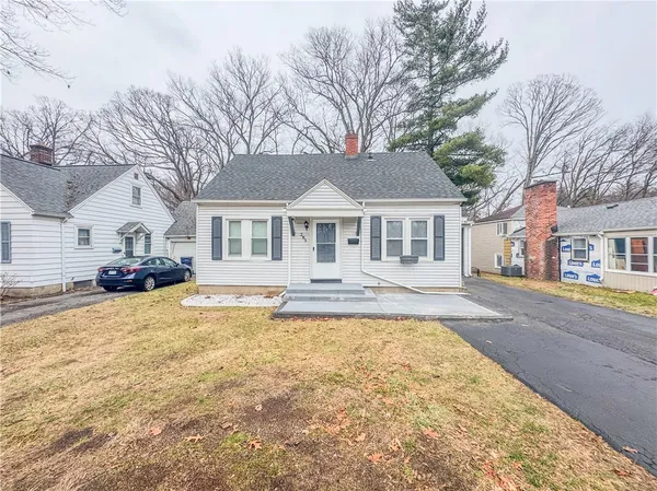 $2,100 | 283 Forgham Road, Greece, NY 14616