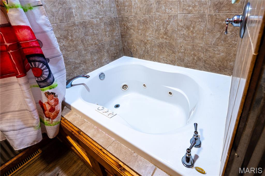 5731 West 408 Road Bertrand, MO 63823 - Photo 10 of 51