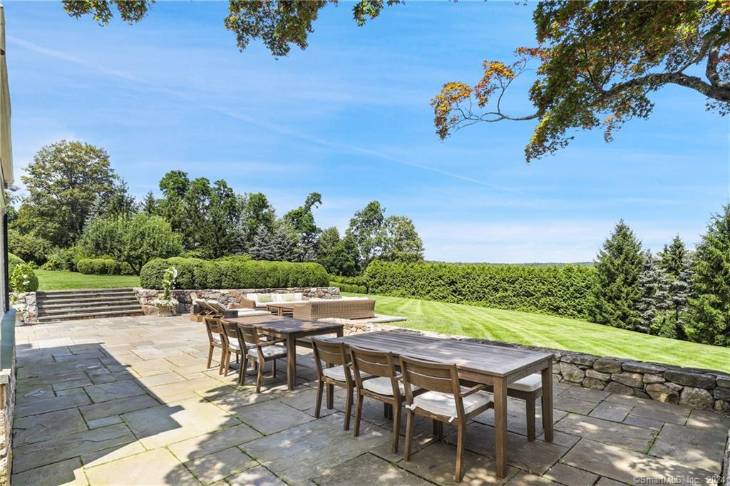 378 Taconic Road Greenwich, CT 06831 - Photo 6 of 36