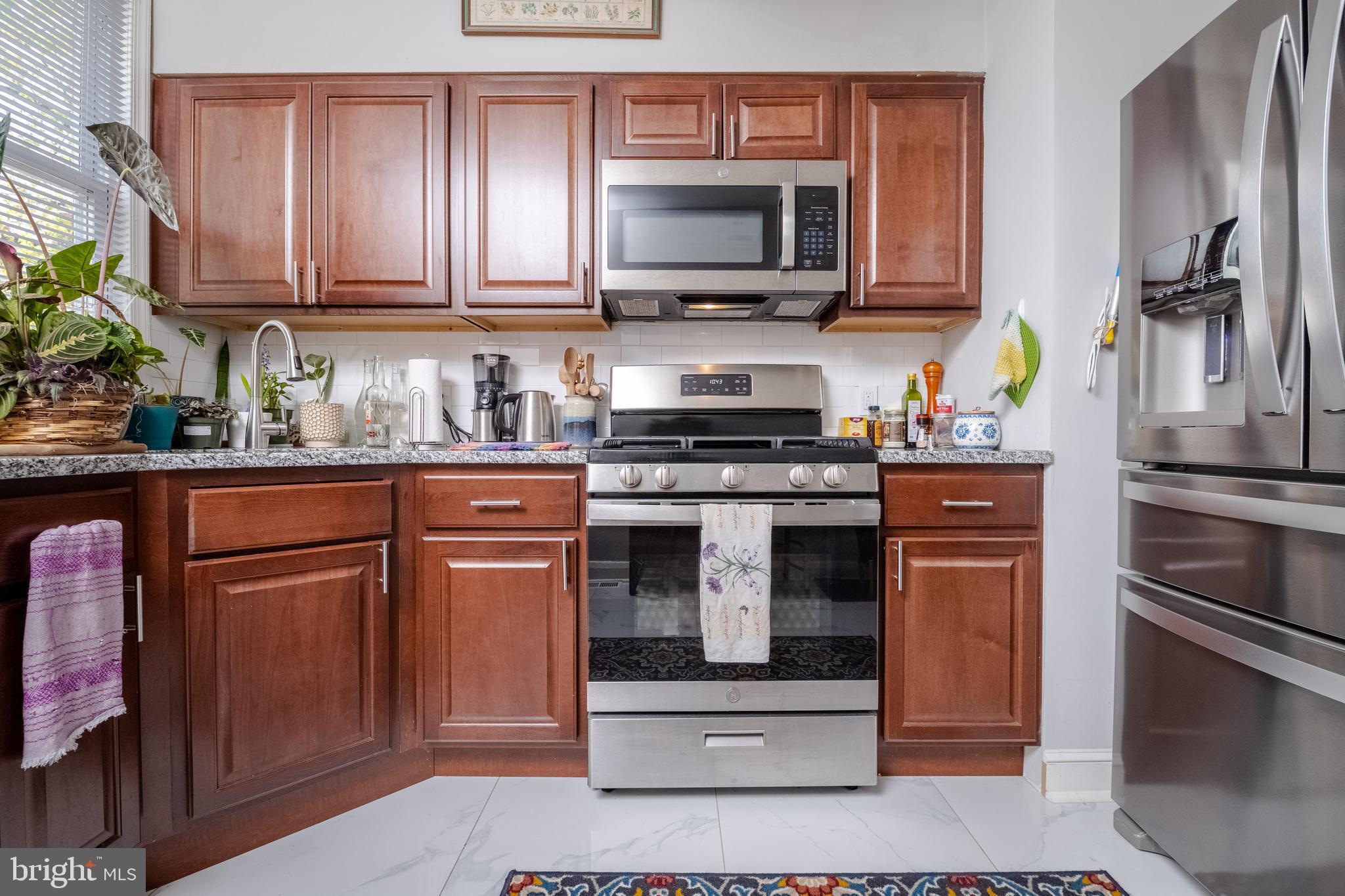 2811 Mayfield Avenue Baltimore, MD 21213 - Photo 3 of 5