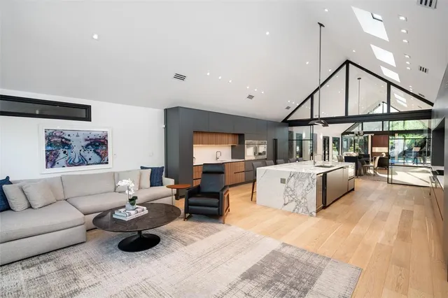 $2,599,000 | 11348 Valleydale Drive, Dallas, TX 75230