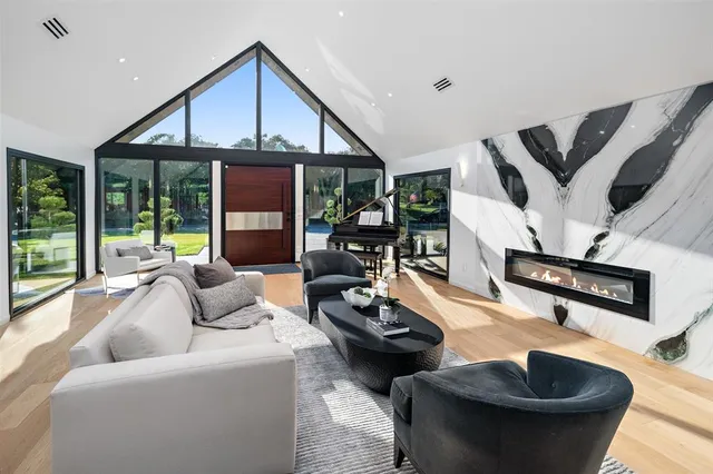 $2,599,000 | 11348 Valleydale Drive, Dallas, TX 75230