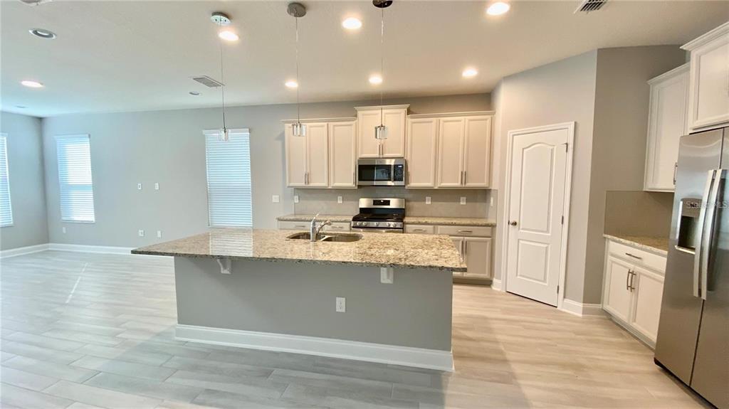 12748 Brodlove Lane Winter Garden, FL 34787 - Photo 5 of 21