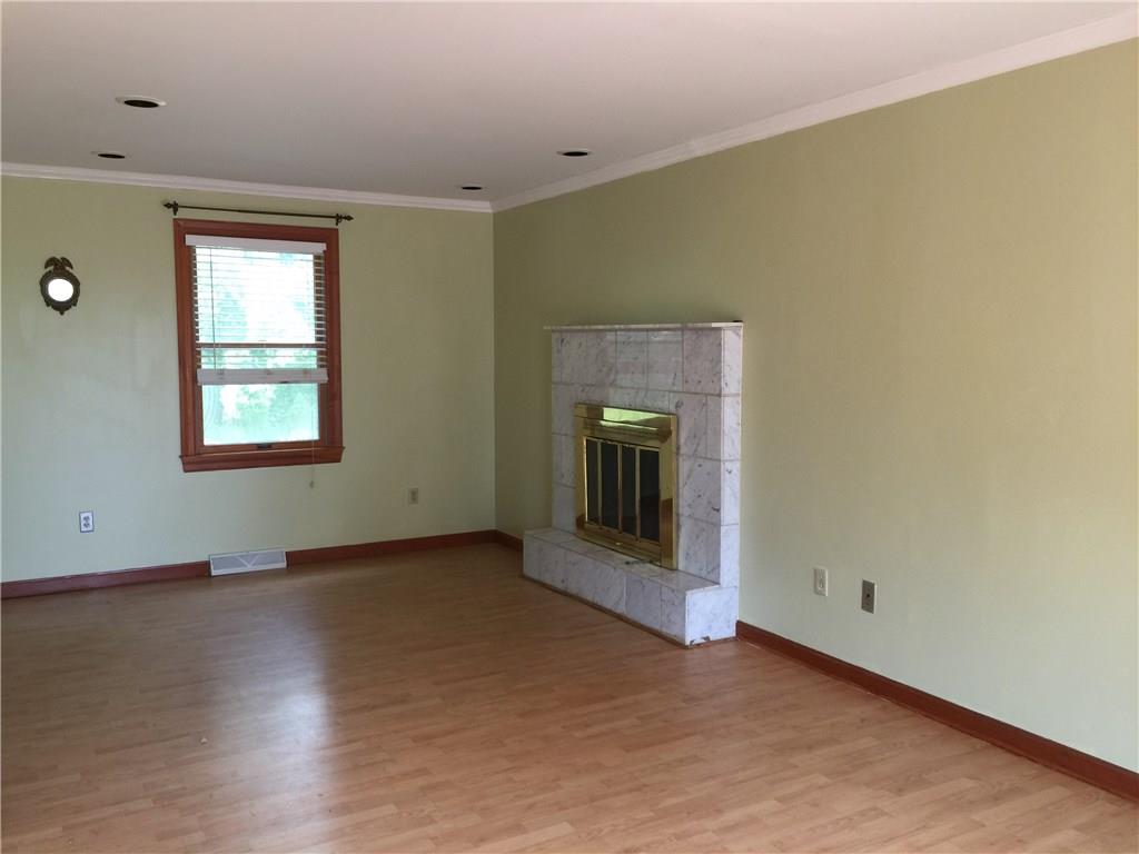 516 Guyasuta Road Pittsburgh, PA 15215 - Photo 6 of 17 Gallery Image 6