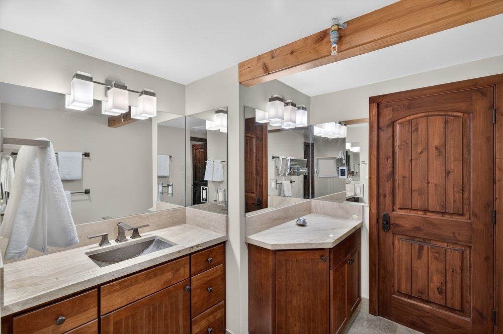 15735 Donner Pass Road Truckee, CA 96161 - Photo 23 of 27