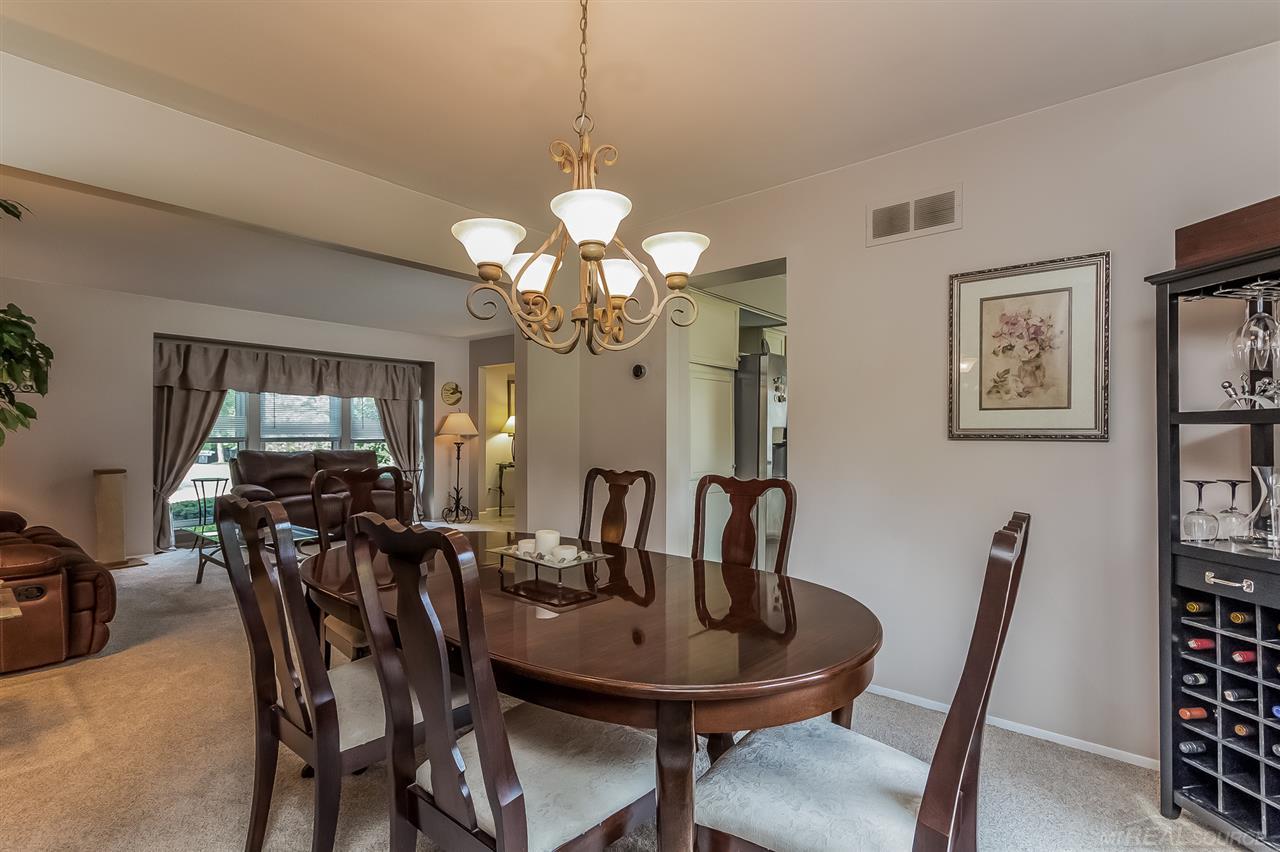 2300 North Fairview Lane Rochester Hills, MI 48306 - Photo 9 of 43