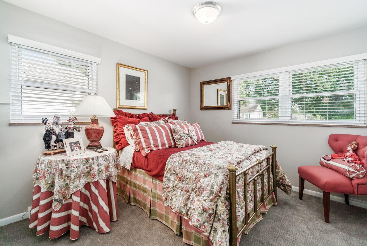 85 North Virginialee Road Columbus, OH 43209 - Photo 11 of 16