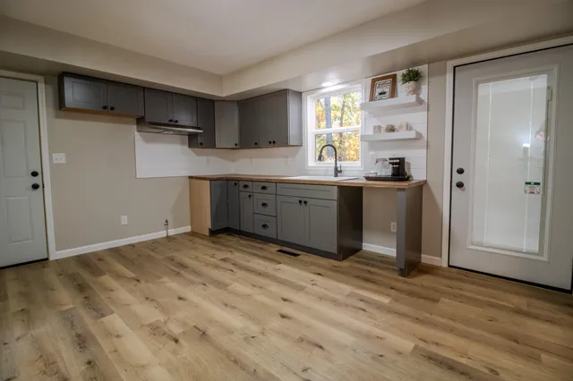 $194,500 | 3035 South Angela Drive, North Judson, IN 46366