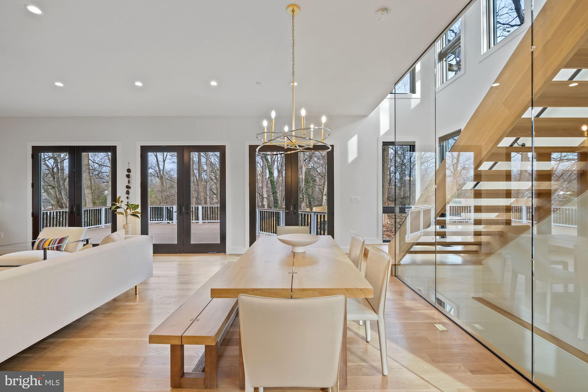 705 Silver Spring Avenue Silver Spring, MD 20910 - Photo 27 of 58 An impressive custom glass panel along the