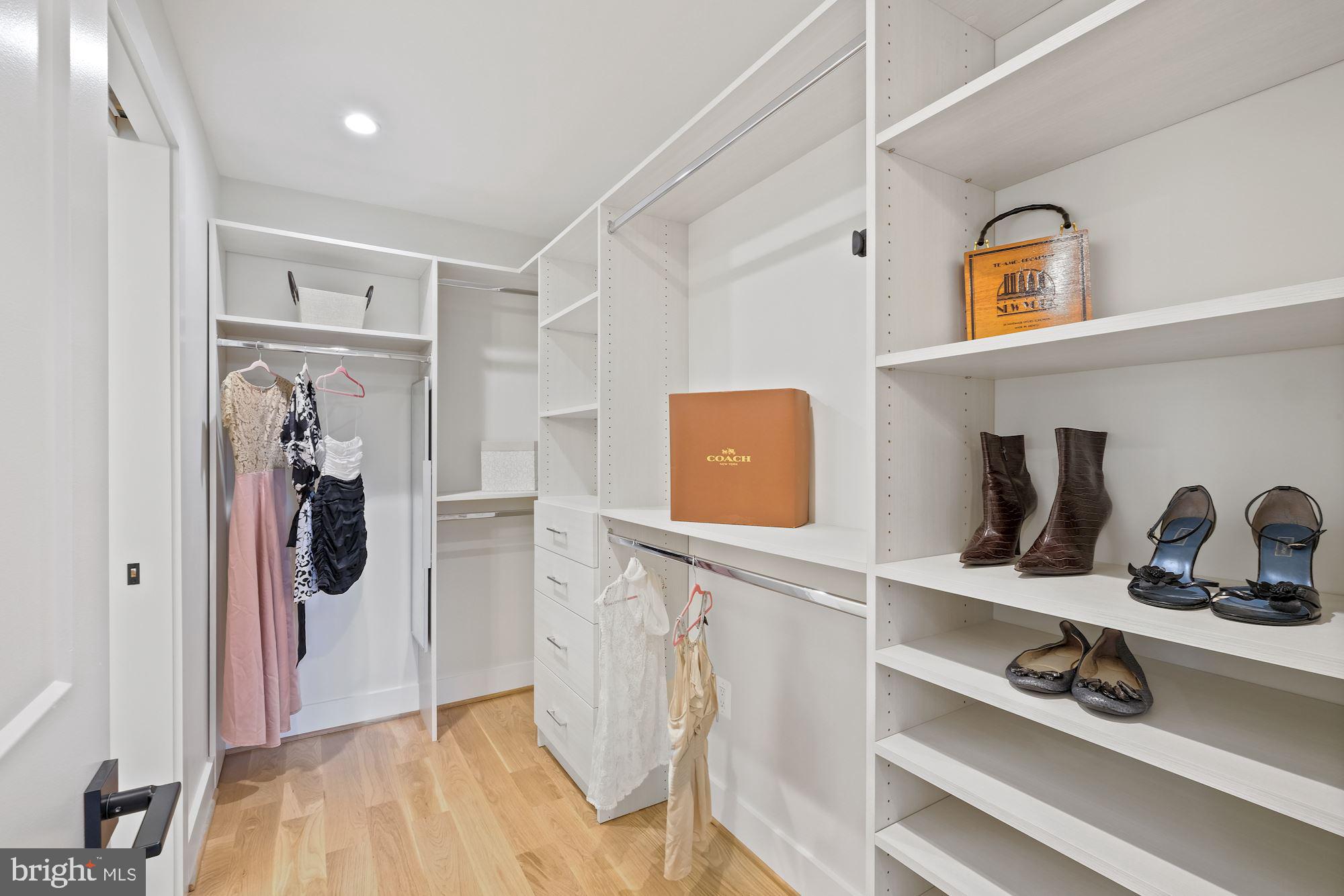 705 Silver Spring Avenue Silver Spring, MD 20910 - Photo 36 of 58 Maximum storage space