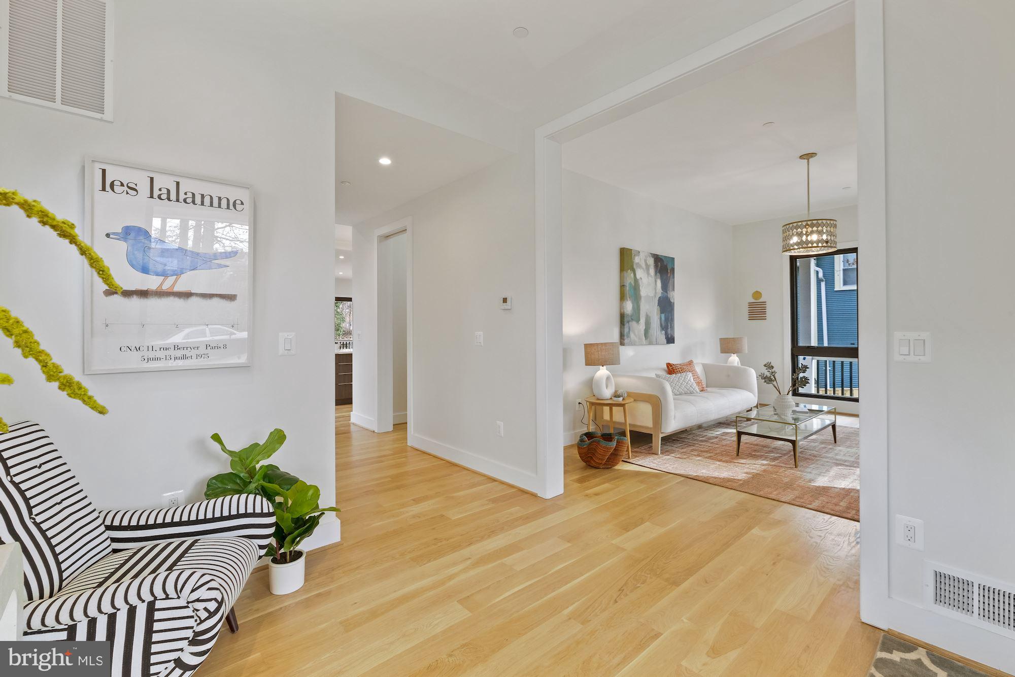 705 Silver Spring Avenue Silver Spring, MD 20910 - Photo 7 of 58 Welcome Home!