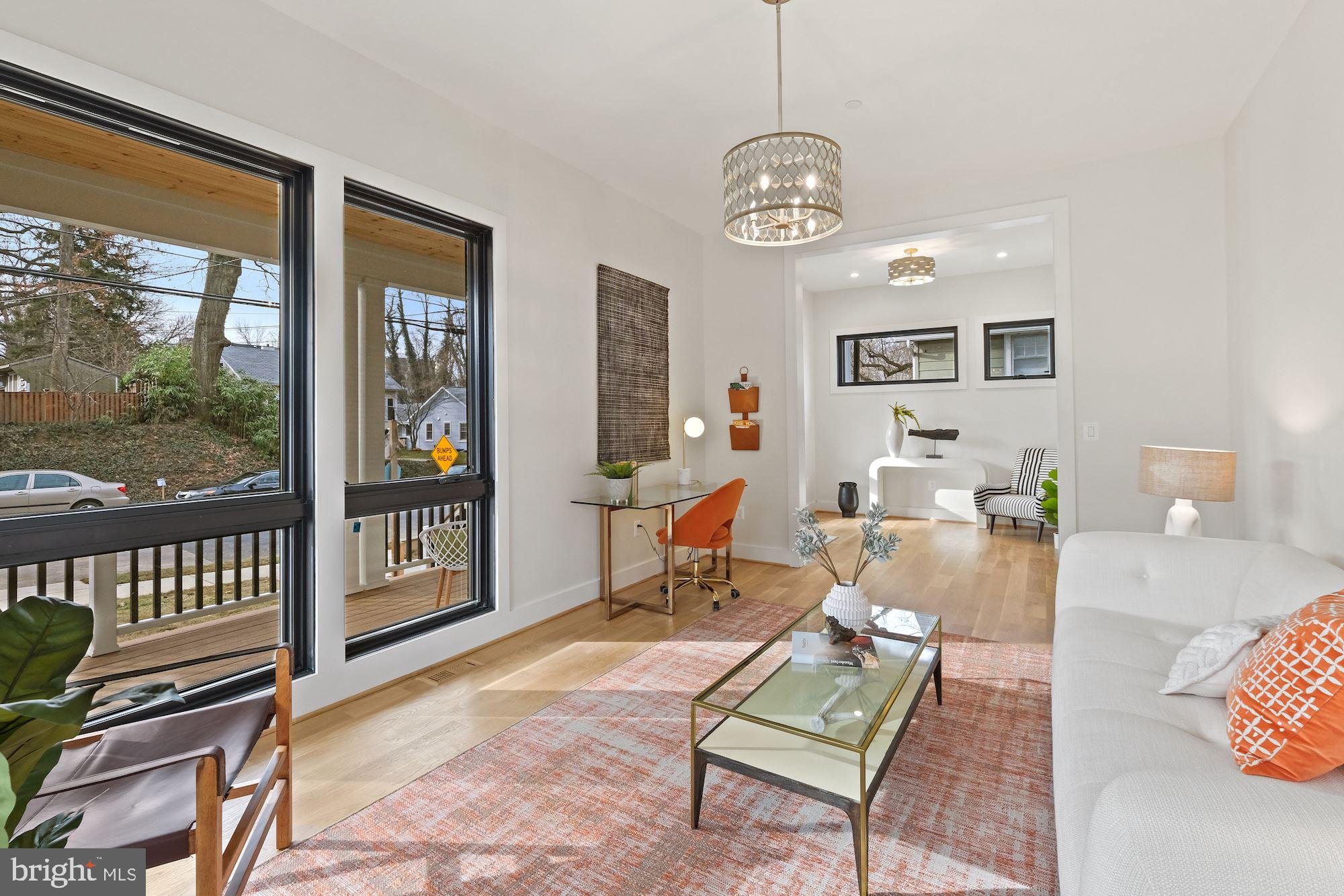 705 Silver Spring Avenue Silver Spring, MD 20910 - Photo 9 of 58 Perfect for work or play