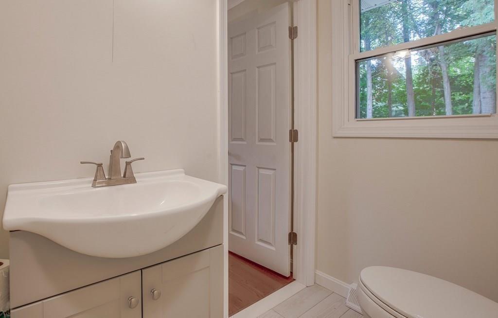 28 Selfridge Road Bedford, MA 01730 - Photo 16 of 28 Gallery Image 16