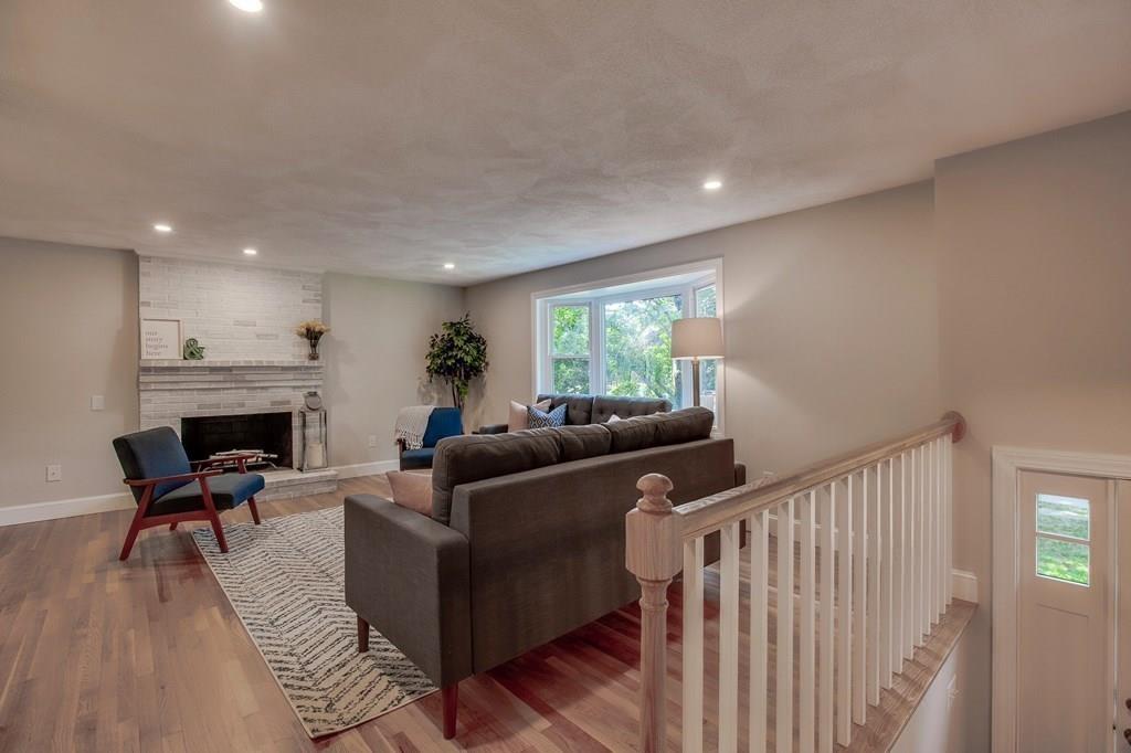 28 Selfridge Road Bedford, MA 01730 - Photo 3 of 28 Gallery Image 3