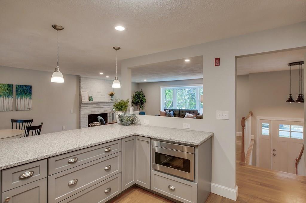 28 Selfridge Road Bedford, MA 01730 - Photo 8 of 28 Gallery Image 8