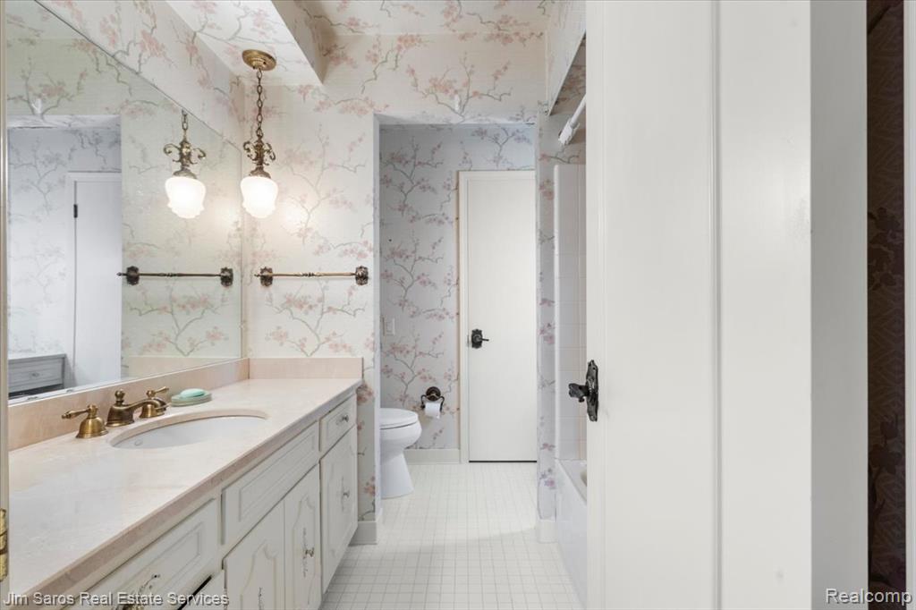 75 South Duval Road Grosse Pointe Shores, MI 48236 - Photo 36 of 50