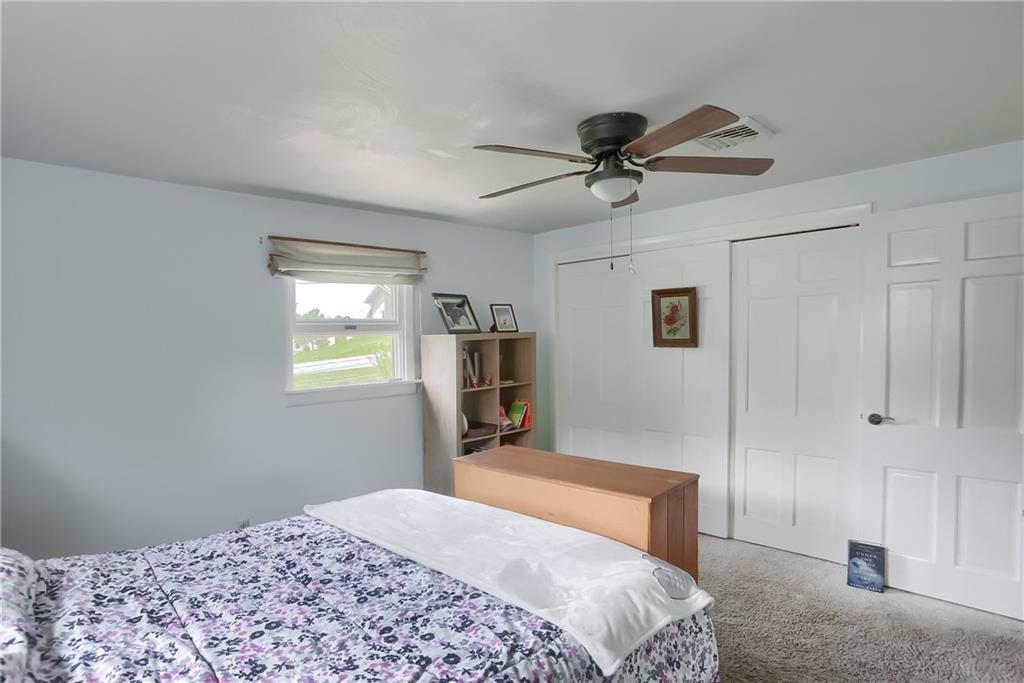 119 Lovi Road Baden, PA 15005 - Photo 21 of 41 a bedroom with a bed and a tv