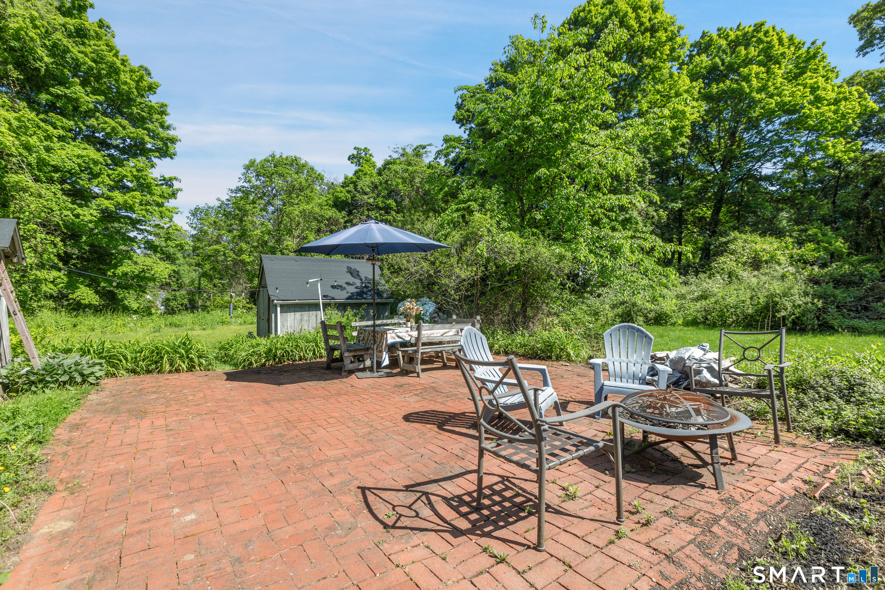 159 Cross Highway Redding, CT 06896 - Photo 23 of 39
