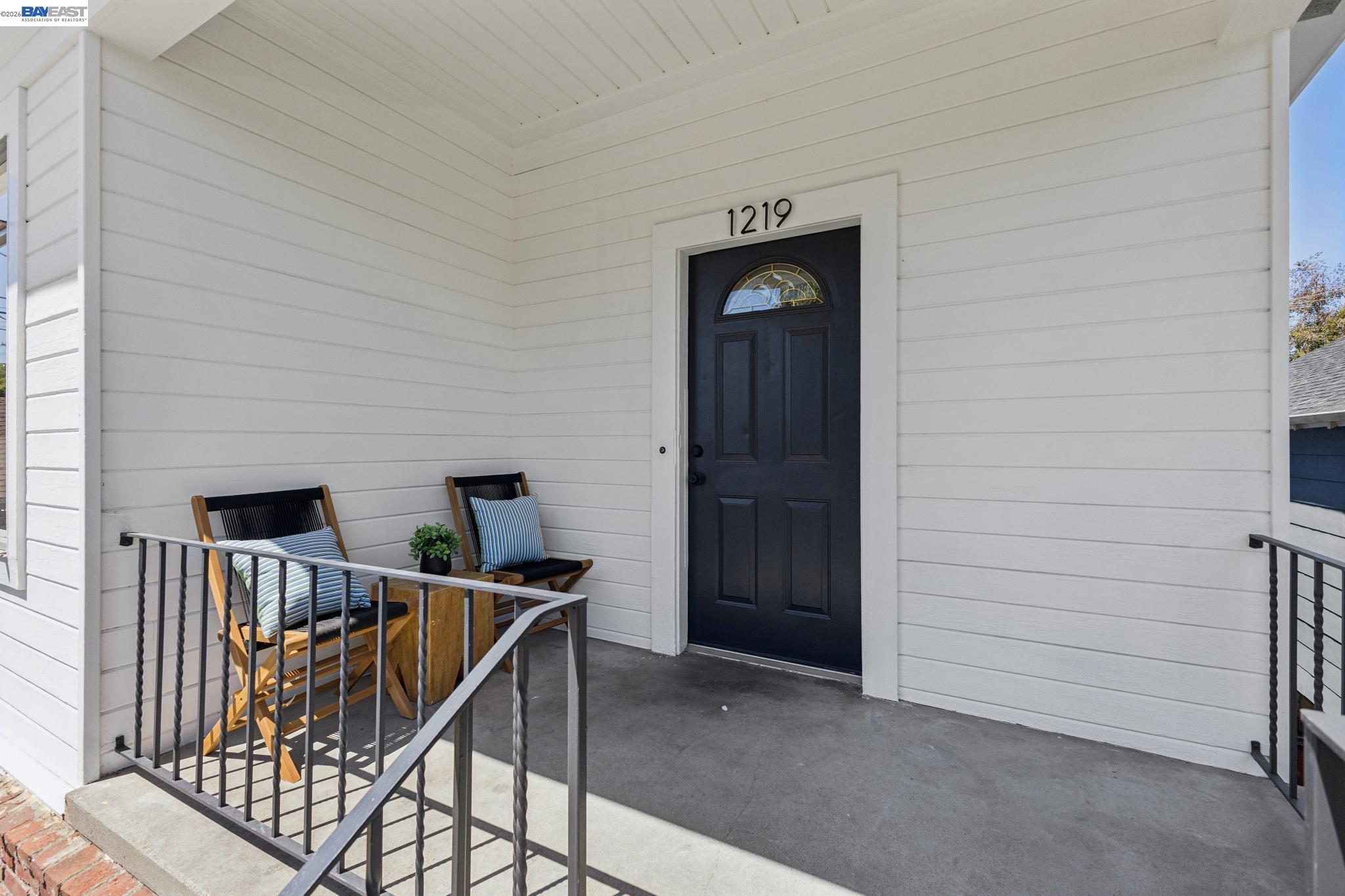 1219 Pearl Street Alameda, CA 94501 - Photo 2 of 40 a view of entryway and hall