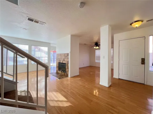 $2,200 | 1213 North Rainbow Meadows Drive, Las Vegas, NV 89128
