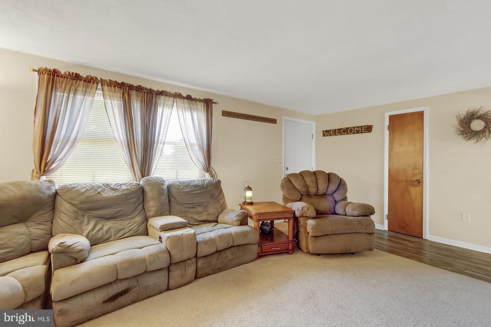 442 Pine Grove Road Hanover, PA 17331 - Photo 3 of 25