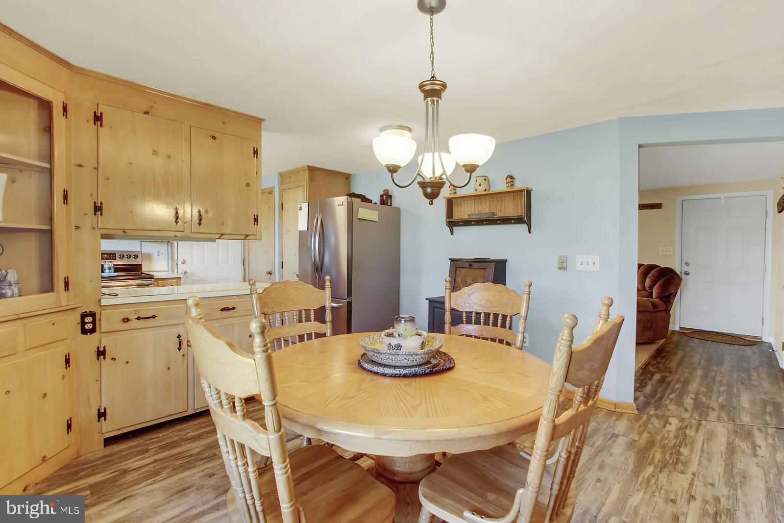 442 Pine Grove Road Hanover, PA 17331 - Photo 7 of 25