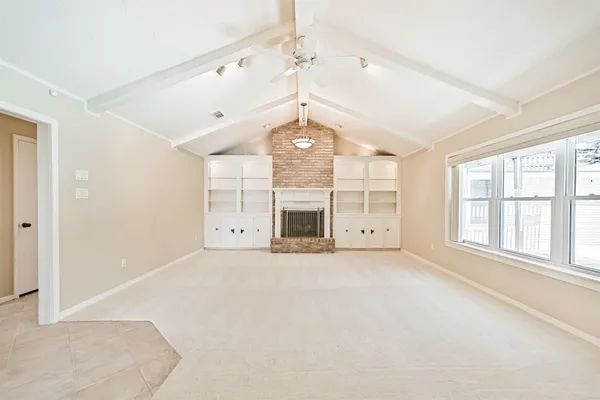 $560,000 | 803 Greenbriar Drive, Friendswood, TX 77546