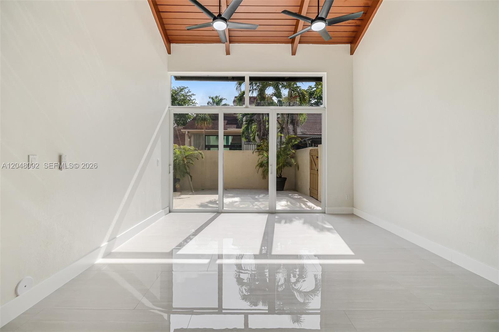 11621 Southwest 90th Street Miami, FL 33176 - Photo 14 of 35