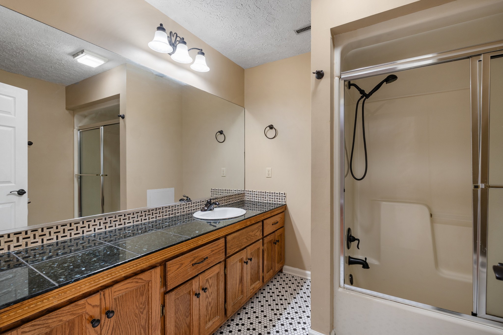 87 Hillcrest Road Manchester, TN 37355 - Photo 32 of 59