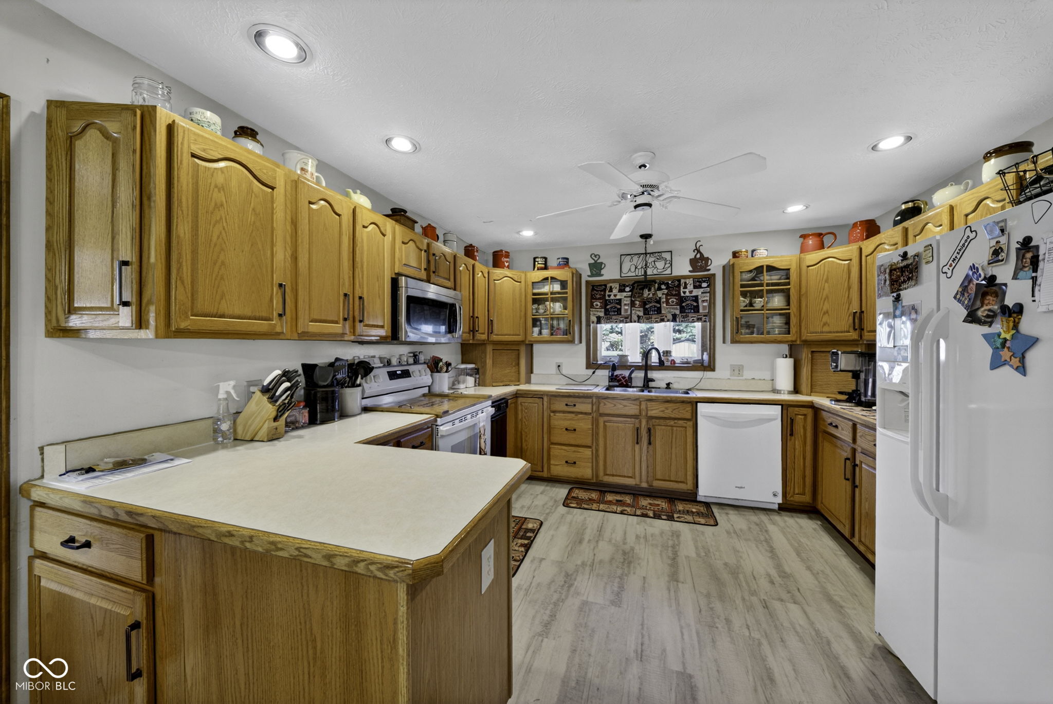 6702 East 96th Street Fishers, IN 46038 - Photo 12 of 48