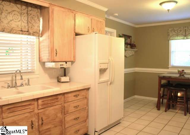 23 Randy Drive Taylors, SC 29687 - Photo 5 of 21 Gallery Image 5