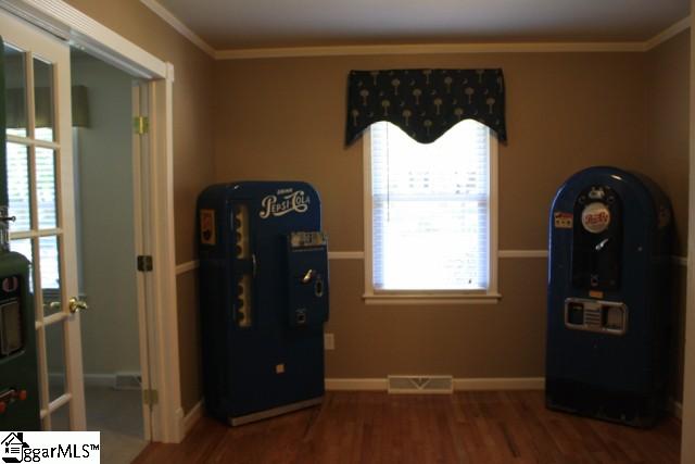 23 Randy Drive Taylors, SC 29687 - Photo 9 of 21 Gallery Image 9
