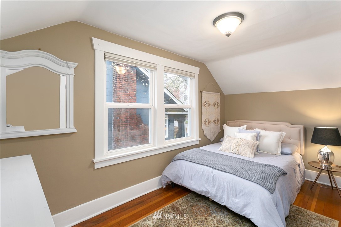 910 West Howe Street Seattle, WA 98119 - Photo 16 of 29 Gallery Image 16