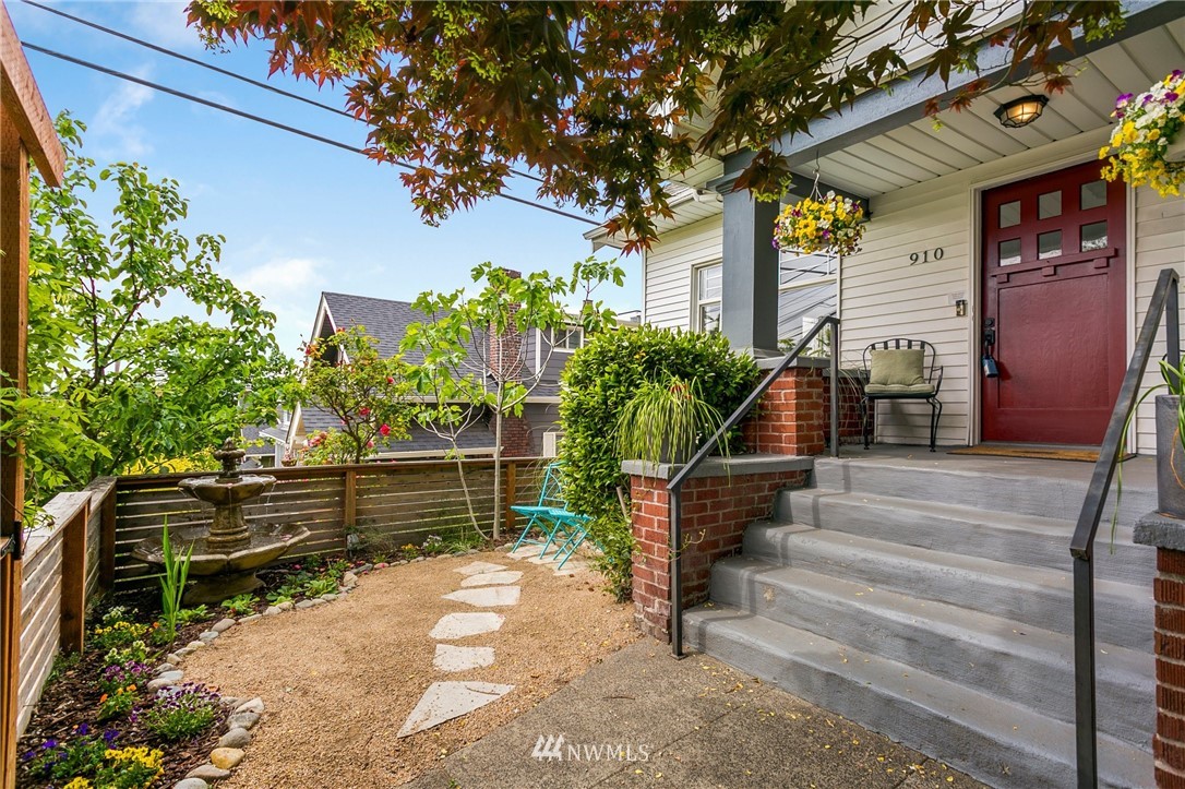 910 West Howe Street Seattle, WA 98119 - Photo 25 of 29 Gallery Image 25